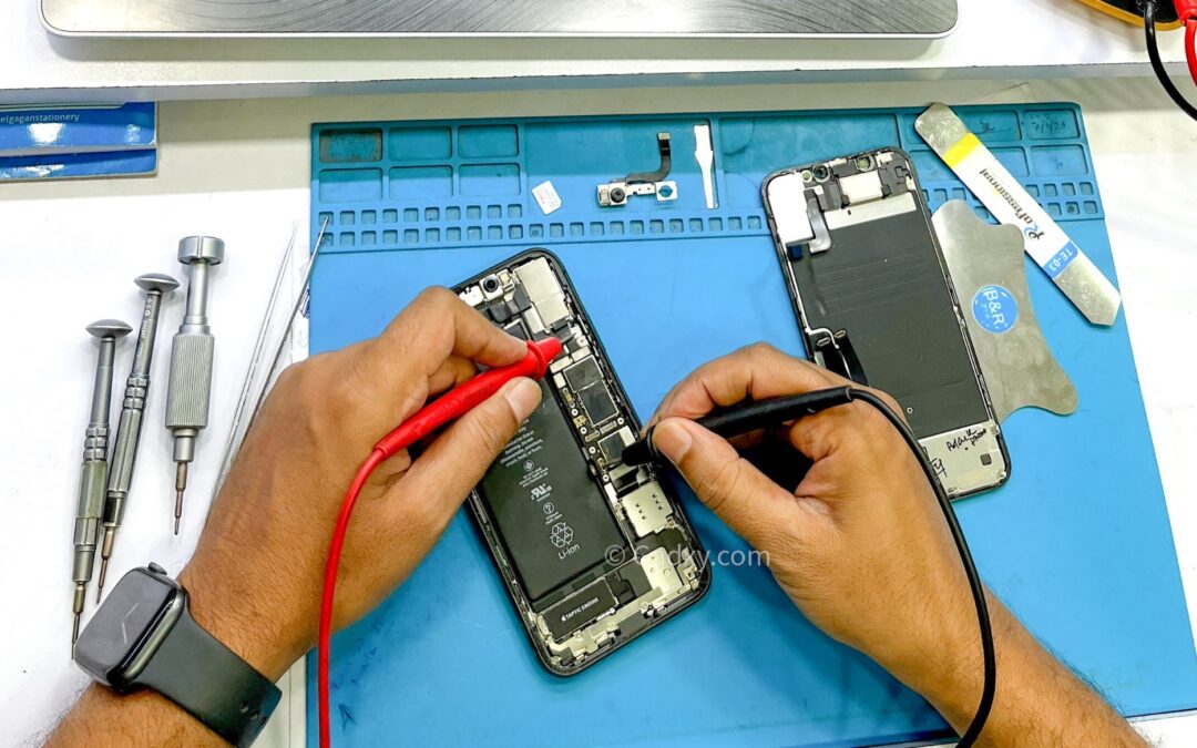 Vége a nem nyitható telefonoknak